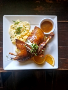 Tigh Phaidi Honey Roast Duck